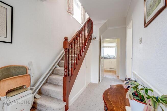 3 bed Detached for sale Image 5