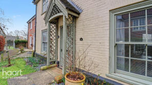 36, Elm Drive, Bury St. Edmunds IP31 3FG