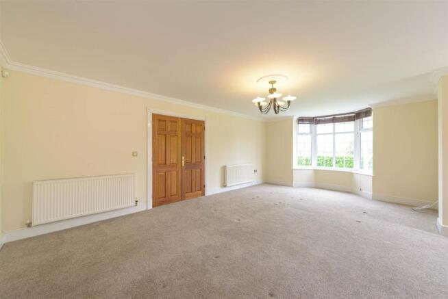 10WestwoodClose_029.jpg