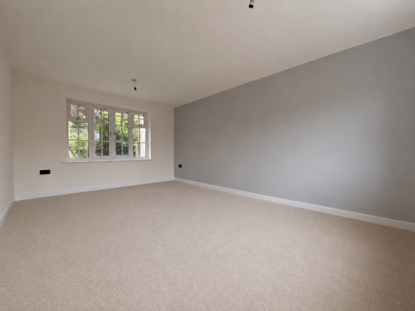 3 bed Semi-Detached for sale Image 8