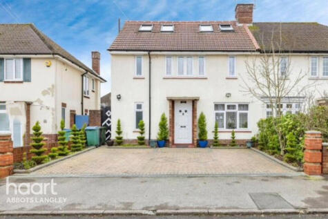 Clarke Way, Watford