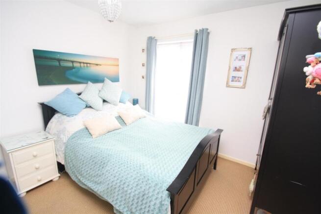 bed 1a.JPG
