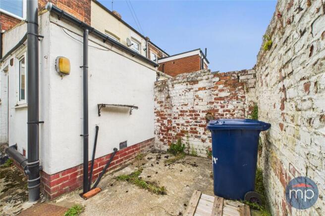 2 bed Terraced for sale Image 11