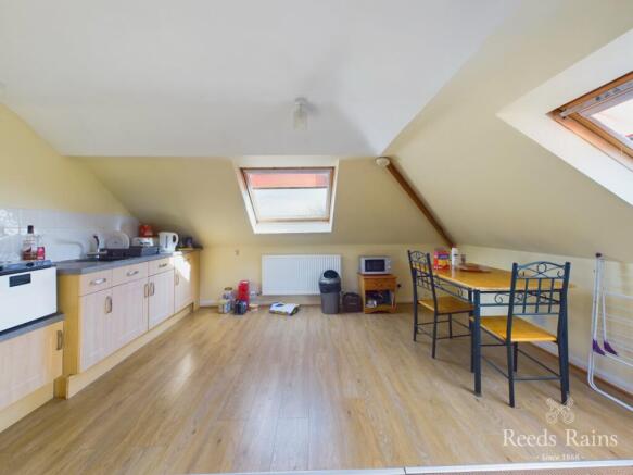 Sitting/Dining/Kitch