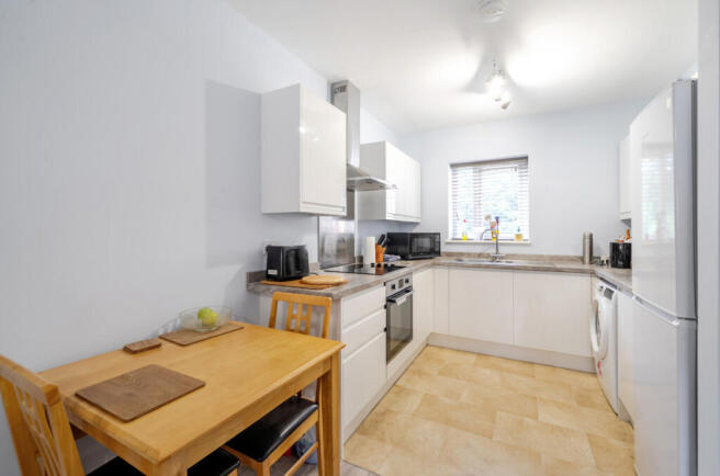 1334496-4-6895db1...