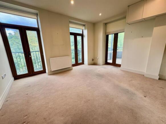 Bramleys Estate Agents - 6 Burrwood Court