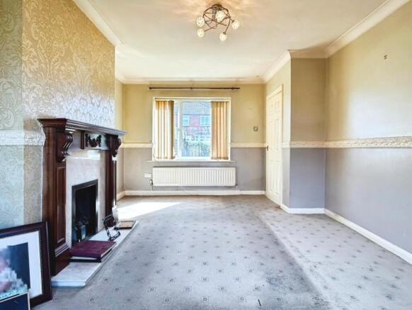 3 bed Semi-Detached for sale Image 4