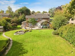 22, Forestfield, Horsham RH13 6DZ
