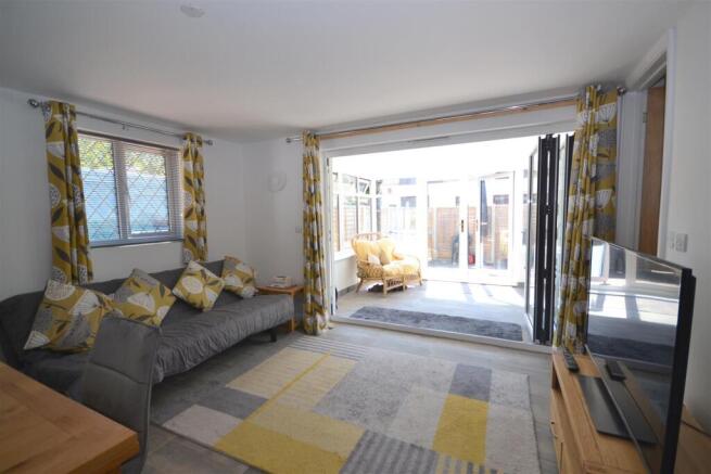 Annexe Lounge Area