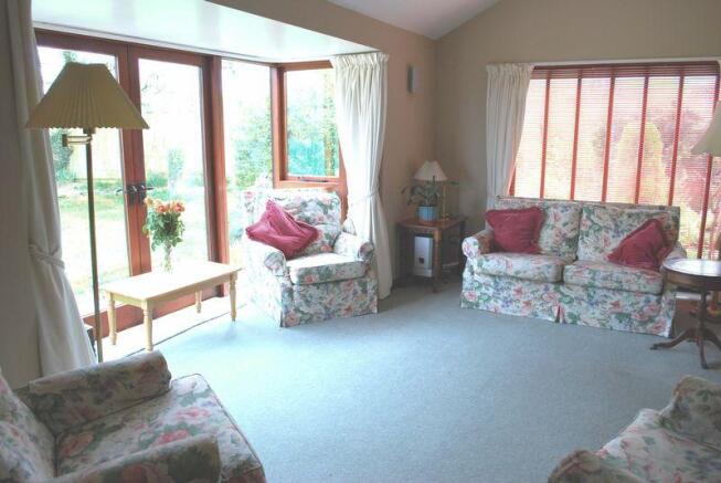 FORMAL SITTING ROOM
