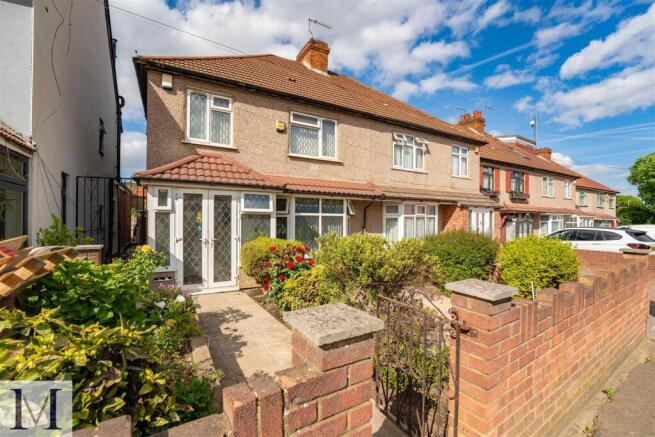 3-bed semi-detached on North Hyde Road, Hayes UB3, £510,000
