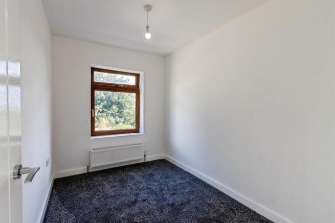 3 bed Semi-Detached for sale Image 11