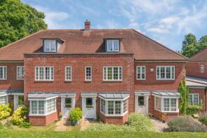 105, Parkway, Welwyn Garden City AL8 6JD