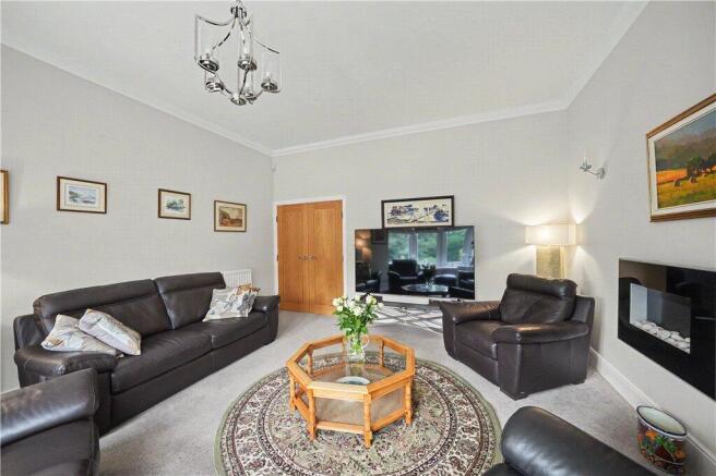 2 bed Apartment for sale Image 12