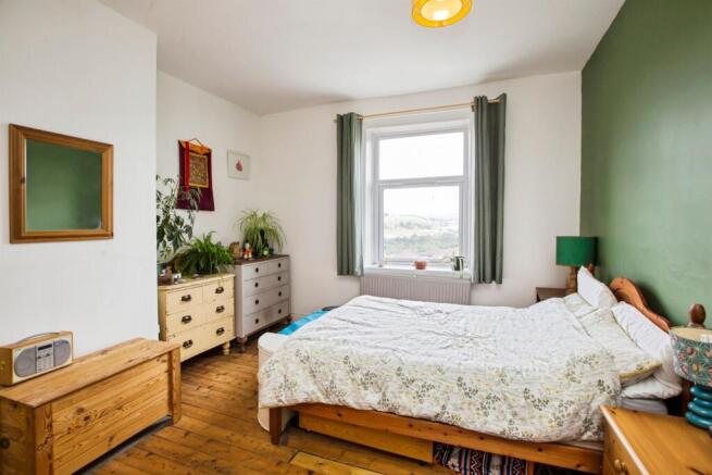 2 bed Terraced for sale Image 8