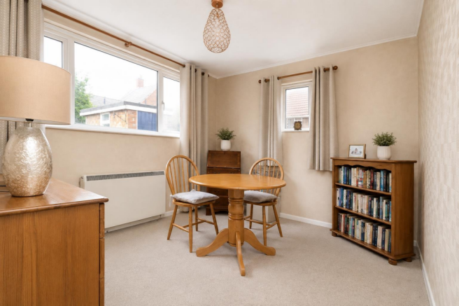 3 bed Semi-Detached for sale Image 5