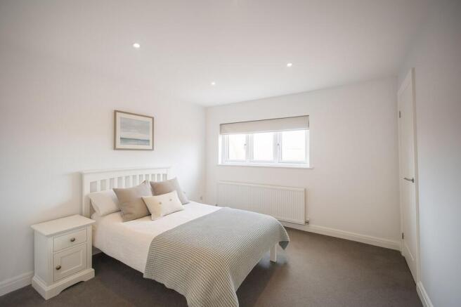 2 bed Town House for sale Image 6