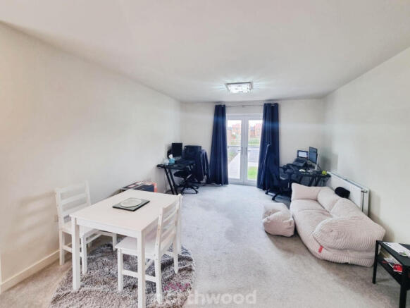 2 bed Flat to rent Image 6