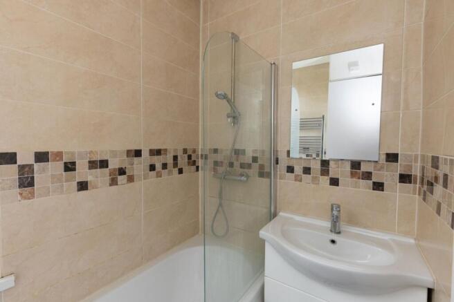 2 bed Terraced for sale Image 7