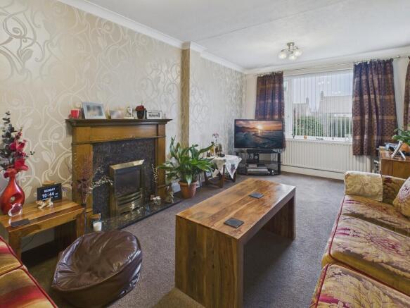 CAM04273G0-PR0251...