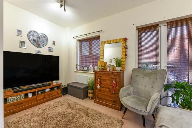 Sitting/Dining Room