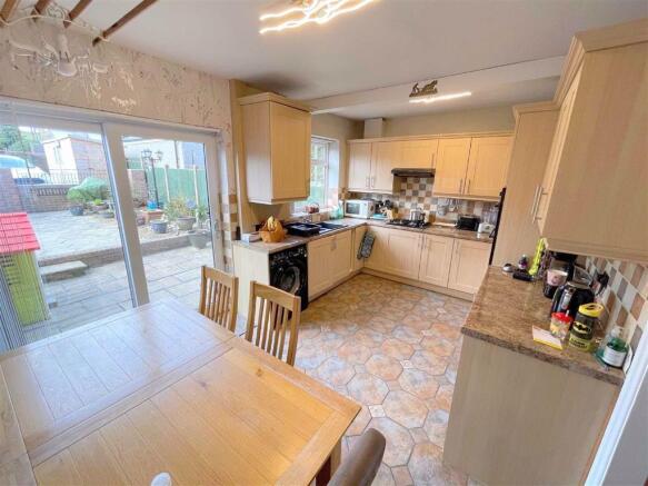 Kitchen / diner