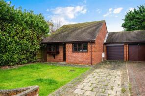 30, Beckenshaw Gardens, Banstead SM7 3NB
