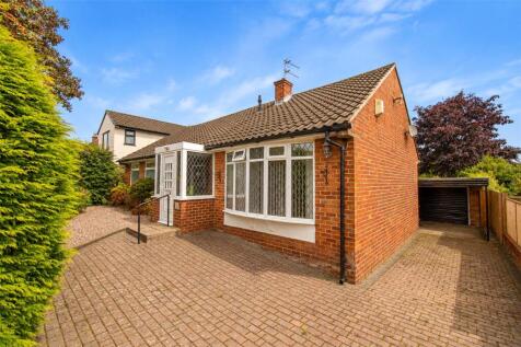 Andrews Walk, Heswall, Wirral