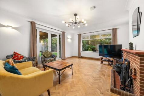 Hilltop Road, Earley, Reading, Berkshire, RG6