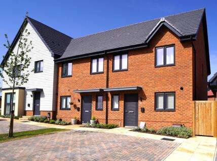 Beech Grove, Shrivenham, Swindon, Oxfordshire
