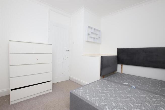 Bedroom 3 (2).JPG