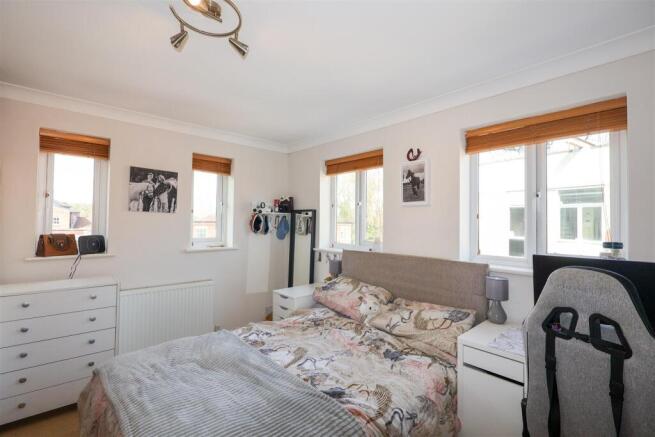 1 bed Apartment for sale Image 5