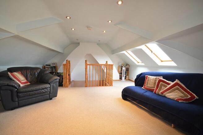 Loft Room/Bedroom Fi