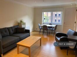 5, Bedser Close, London SE11 5BE