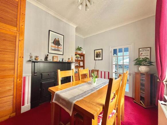 3 bed Terraced for sale Image 5