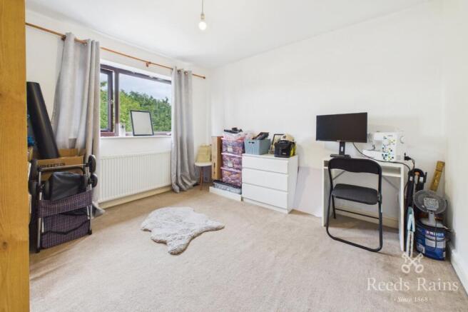 2 bed Semi-Detached for sale Image 8