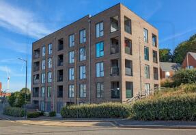 Flat 4, 55 Hawke House, Cross Street, Chatham ME4 4FS