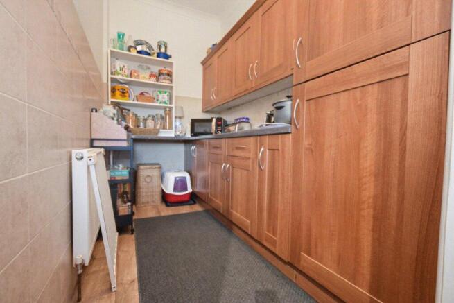 3 bed Terraced for sale Image 6