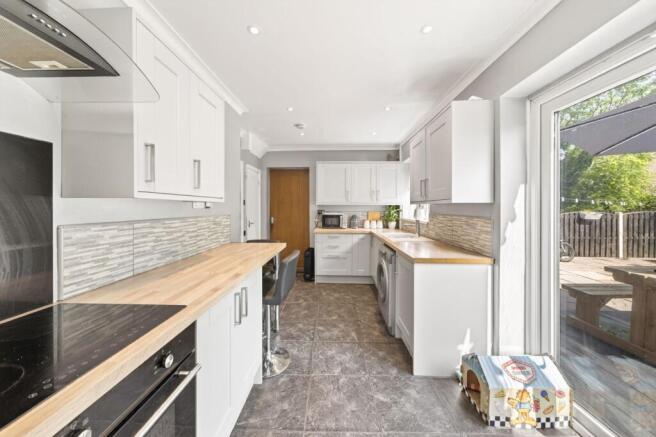 3 bed Semi-Detached for sale Image 5