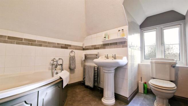 New Ensuite A.jpg