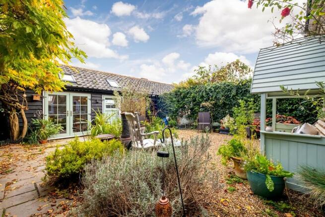 Bramley Cottage-3...