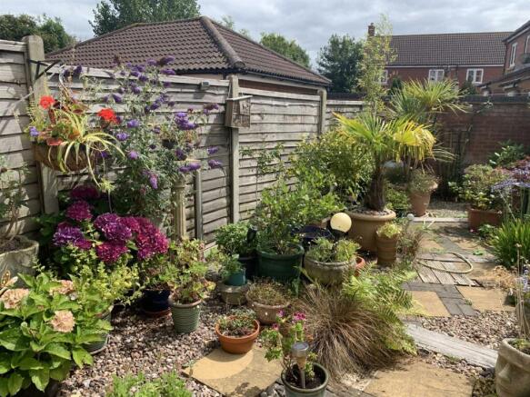 Garden1.jpg