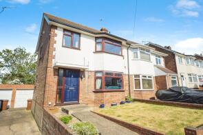 36, Benenden Road, Wainscott, Rochester ME2 4NX