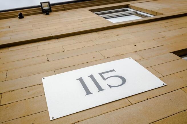 1 bed Apartment to rent Image 11