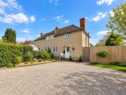 Holly Road, Woolmer Green,