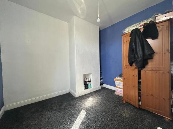 4 bed Terraced for sale Image 11