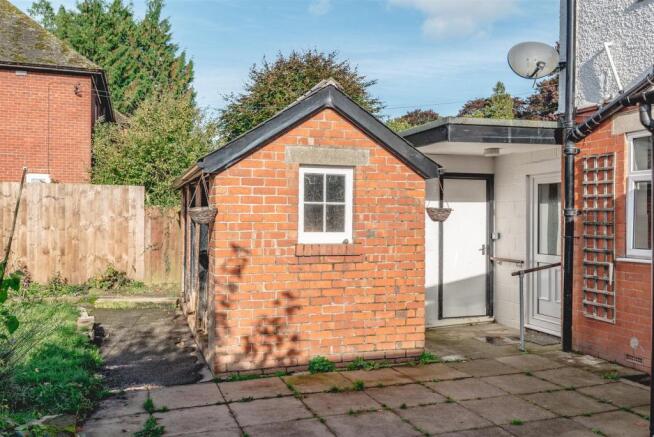 27 North Road, Builth Wells,-8.jpg