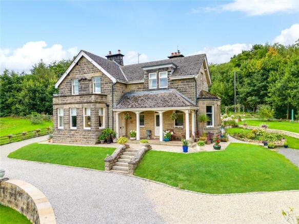8 bed Detached for sale in binsoe