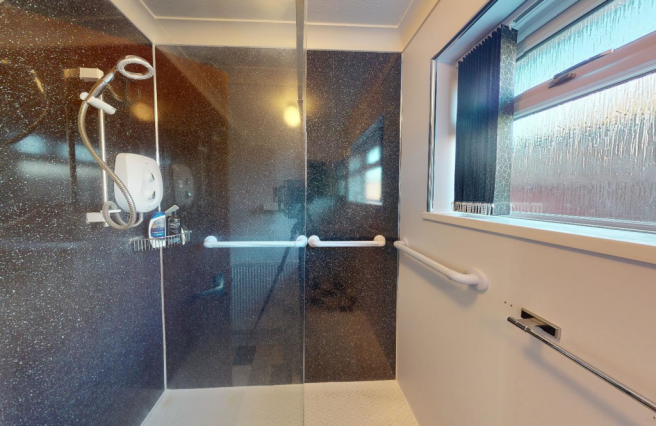 Shower room.png