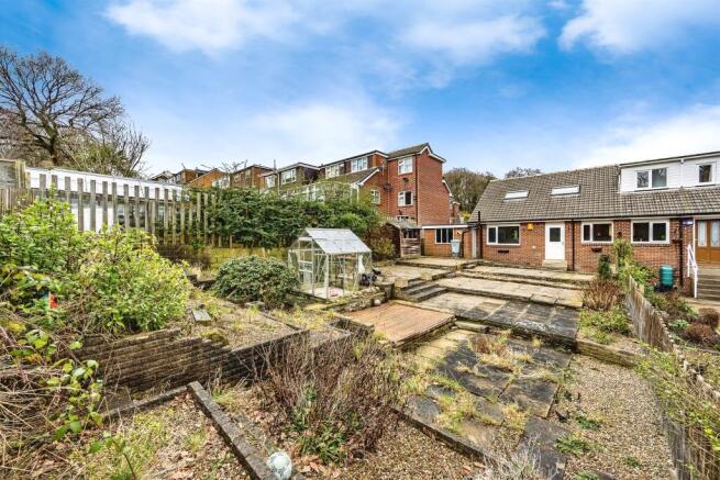 3 bed Semi-Detached for sale Image 12